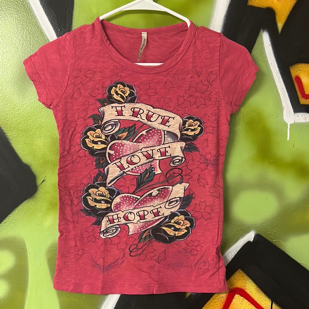 Women’s Missthing tee
